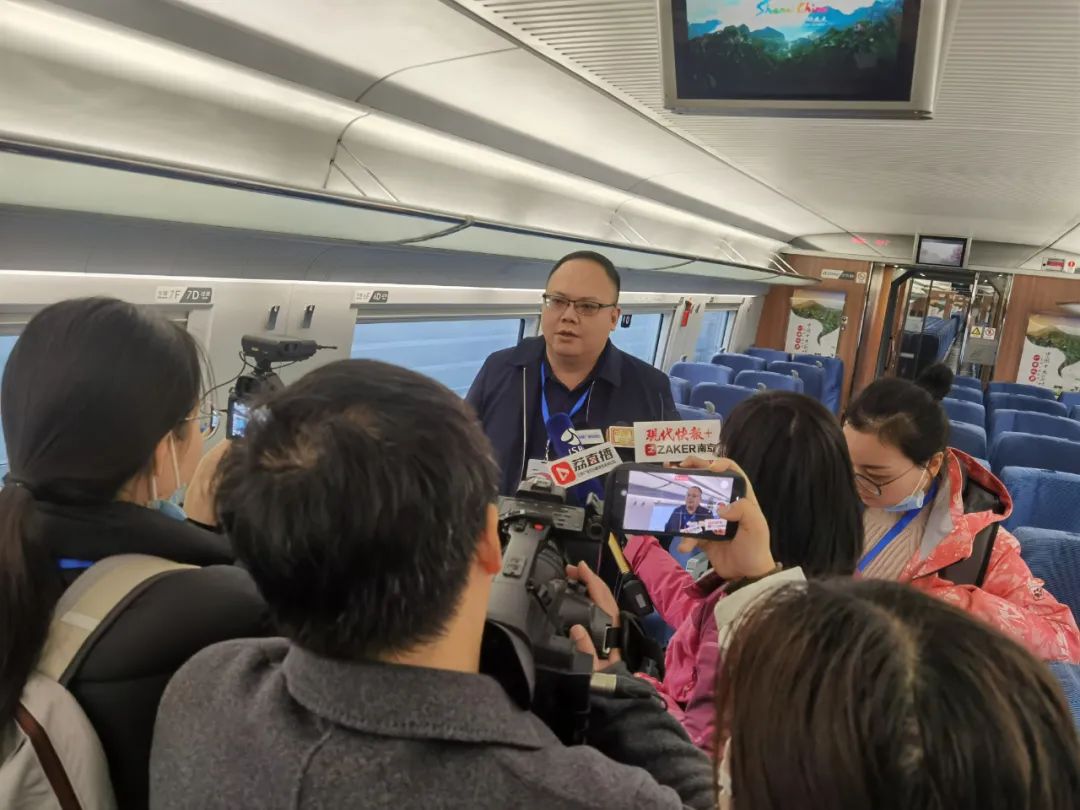 盐通高铁今日试运行 系苏北地区首条全线时速350公里高铁