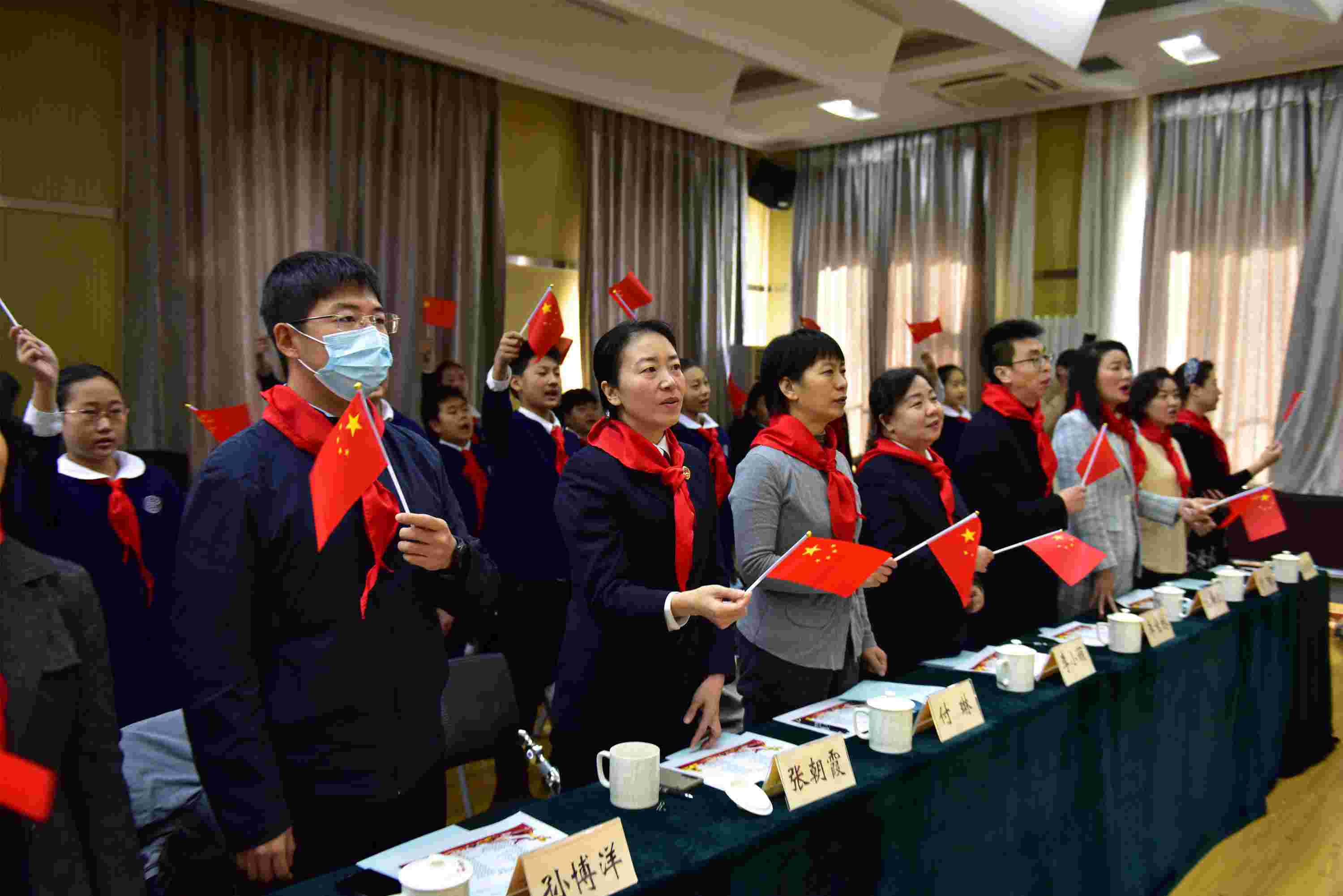 北京、四川两地云开展“法治进校园”活动