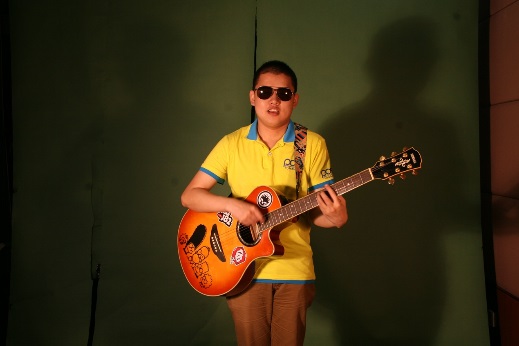 让声音成为他们生活中的光——写在第29个国际残疾人日