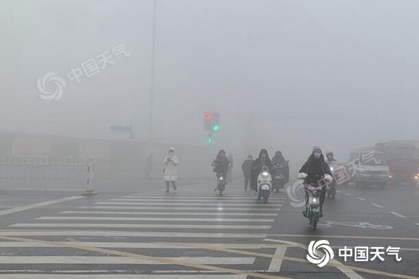 华北黄淮雾和霾持续 周末起大范围气温将创下半年来新低