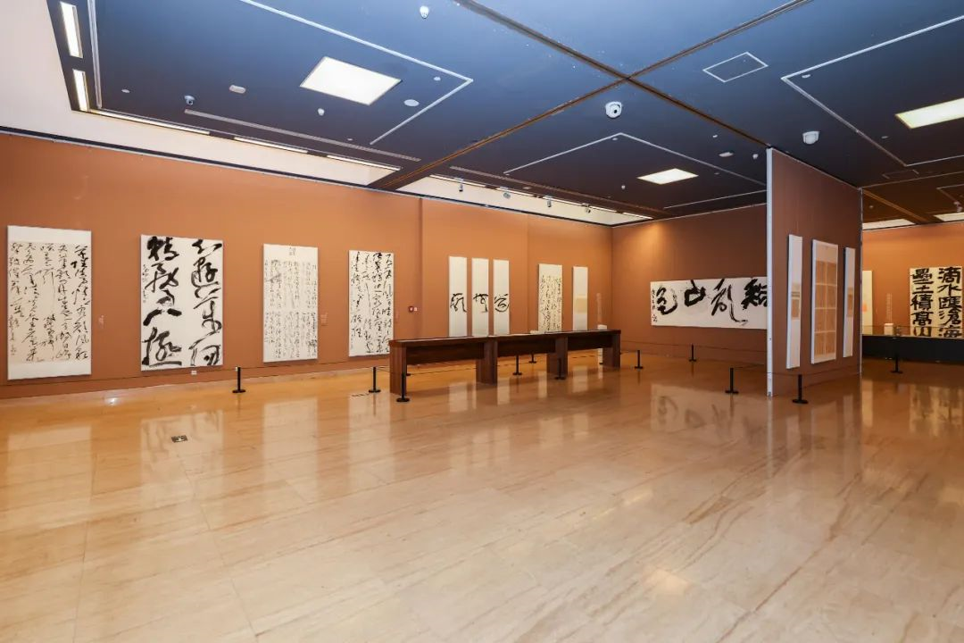 “周剑初五体书法半百展”在中国美术馆开幕