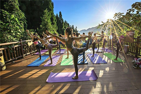 七里坪:群山抱明珠 山水画卷打造禅意盛境