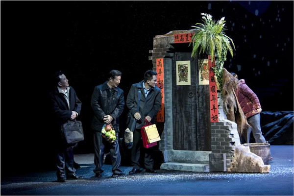 全国脱贫攻坚题材优秀舞台艺术剧目展演观察（徐健）