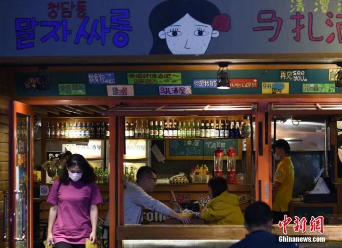 中国餐饮产业蓝皮书发布并报告：受疫情影响餐饮业“危”“机”并存