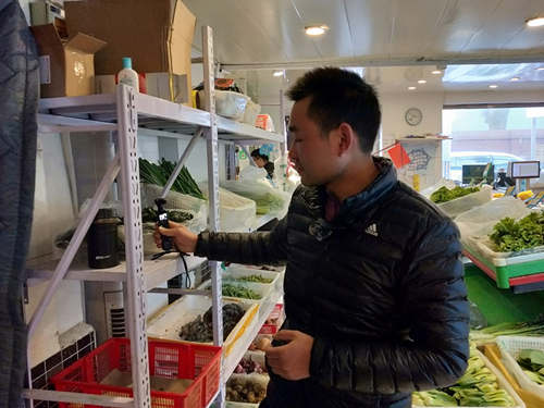 北京生鲜市场的“电”与“店”