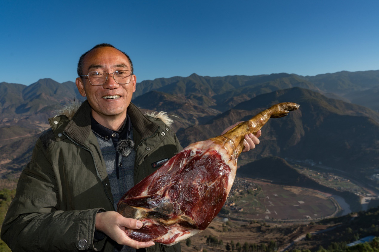 带动诺邓火腿产业升级 拼多多扶贫车间落地云龙