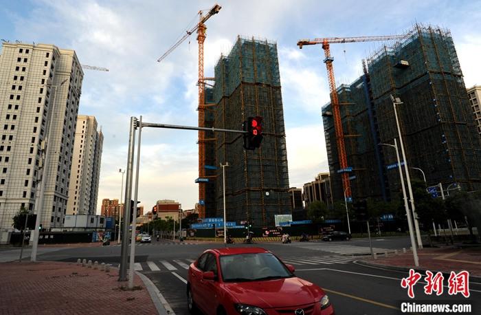 两部门：建立银行业金融机构房地产贷款集中度管理制度