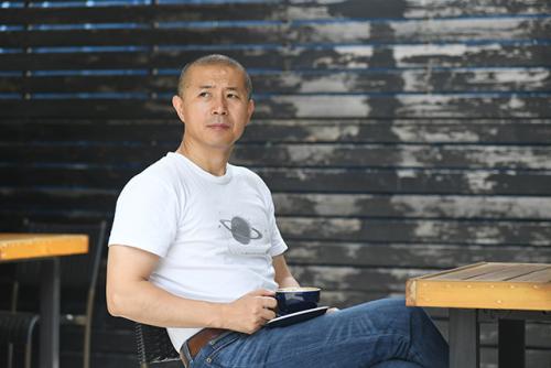 江苏新任作协主席毕飞宇：希望文学苏军保持“静”的状态