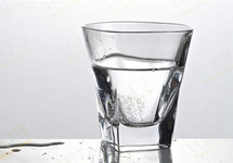 上交所发布信息披露指引 酒企召开经销商大会要“注意”了