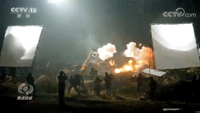 被亲历者认可、被年轻人圈粉，解密《跨过鸭绿江》的收视密码