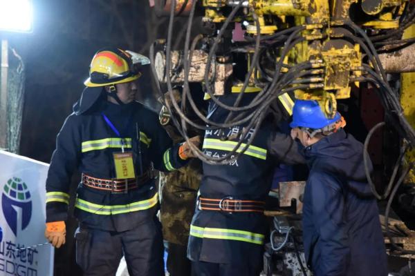 笏山,生命大救援!