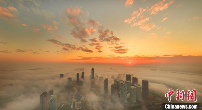 29省份2020年GDP出炉：广东超11万亿 江苏破10万亿