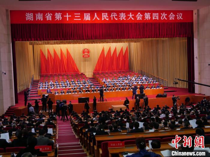 湖南法院去年审结涉黑恶案1690件处置“黑财”逾87亿元