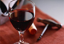 国产葡萄酒很受伤 五家上市公司业绩“拔凉”