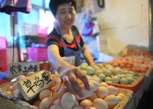 商务部：肉菜等必需品市场供应增加 价格逐渐企稳