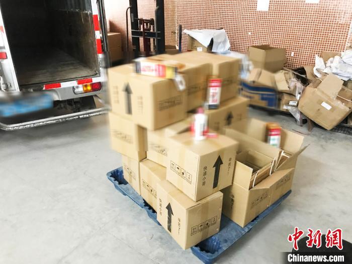 广州警方捣毁制售假酒窝点36处 涉案金额超过1.3亿元