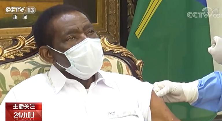 中国疫苗助力全球战“疫” 获多国好评