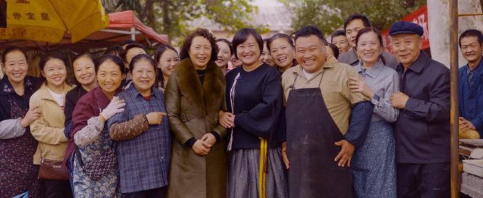 “让观众笑出泪的李焕英，如何能成春节档口碑第一名？”