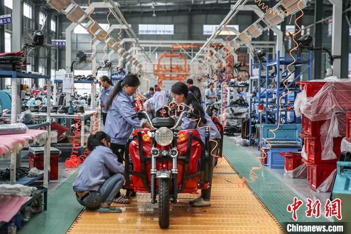 【两会前瞻】否极泰来 中国民营经济如何开新局？