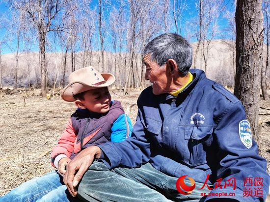 半个世纪征程 西藏隆子县筑起一条“绿色长城”