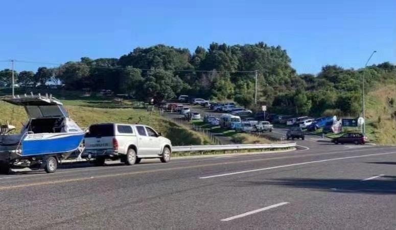 新西兰国家紧急事务管理局再次发布海啸警报 要求东部海岸居民转移