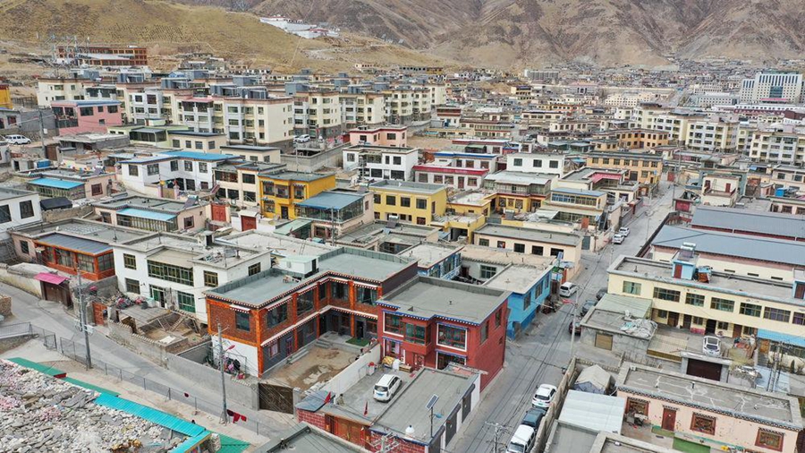 习近平总书记同出席2021年全国两会人大代表、政协委员共商国是纪实