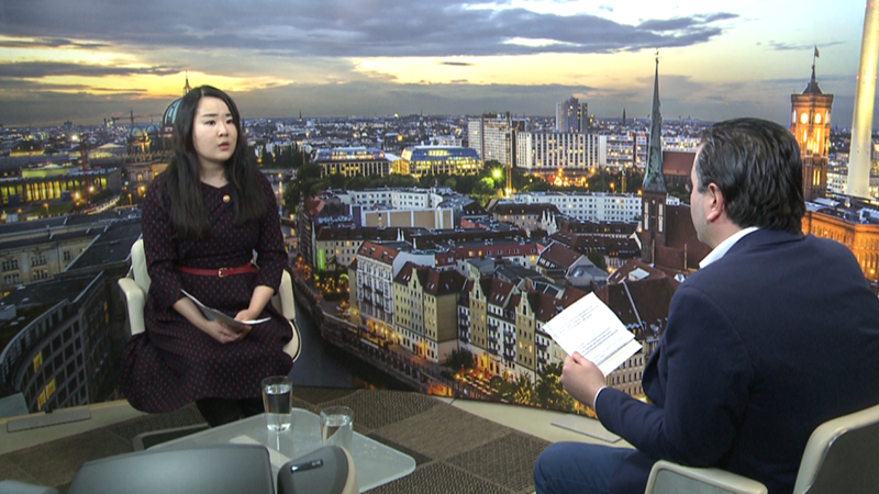 德国柏林电视台聚焦中国 邀请总台记者录制“两会”特别节目