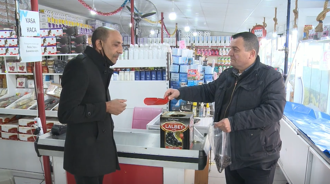 记者Vlog丨疫情重挫经济 土耳其边境小镇：我们相信中国疫苗