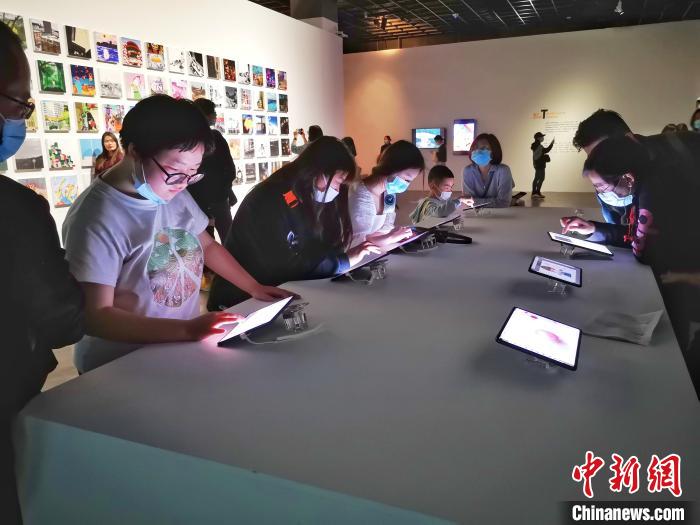 艺术家对话科学家：艺术与科技并不对立两者永远分不开