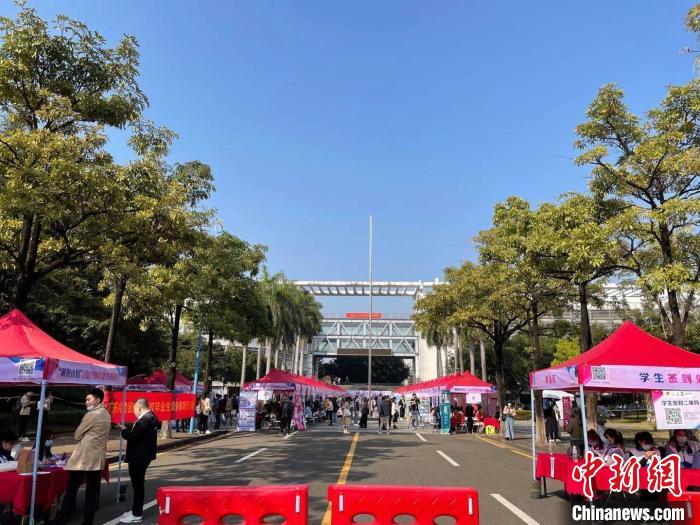 广东出实招助高校毕业生解决就业、住房问题