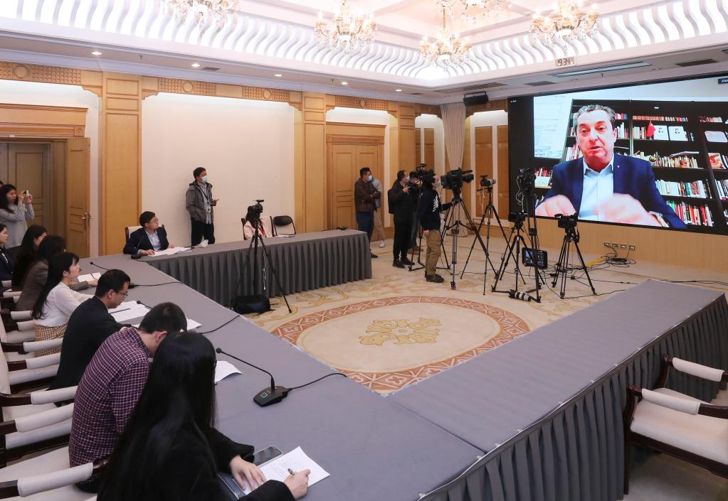 全球连线 | “中国10年的变化让人感觉好像过了100年”——西班牙政党人士谈中国共产党治国理政成就