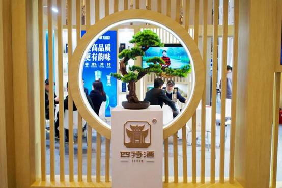 大单品+全国化，“江西王”四特攻守有道