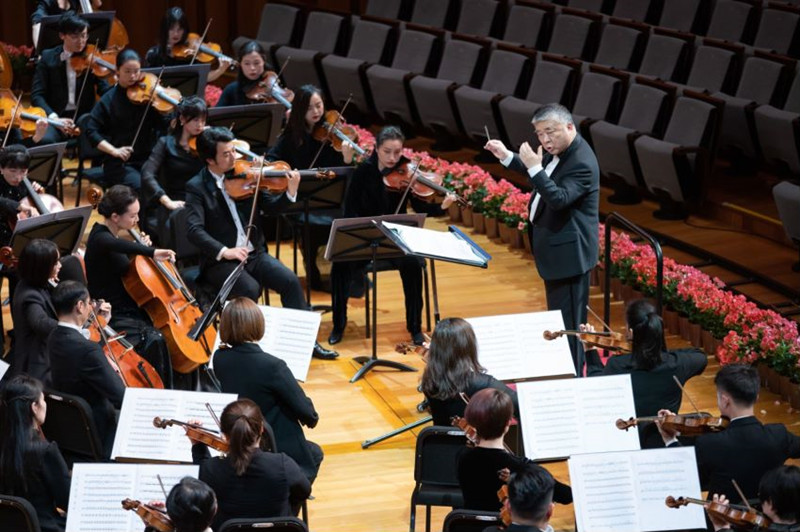 武汉爱乐乐团携《浴火重生》揭幕第七届中国交响乐之春