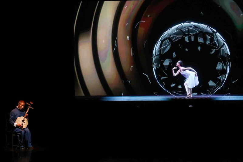 张艺谋观念演出《对话寓言2047》精选节目巡演四城定档