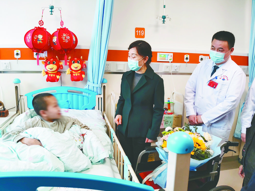 湖南省政协调研“提高老年人和妇女儿童医疗健康水平”