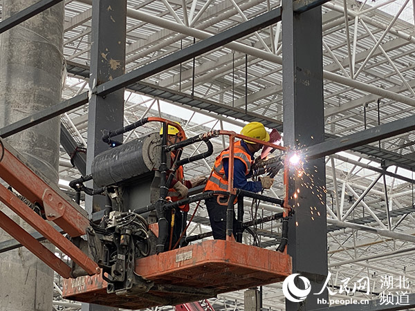 湖北：做好发展“必答题” 不负春光谋重振