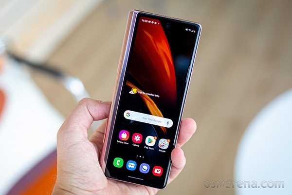 三星折叠屏手机近期爆料汇总：机身重量更轻、支持防尘防水