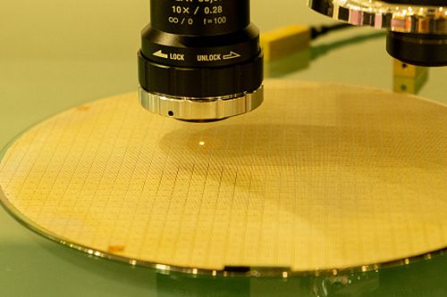 中环、隆基等硅片厂商年内多次提价，将如何影响普通消费者？