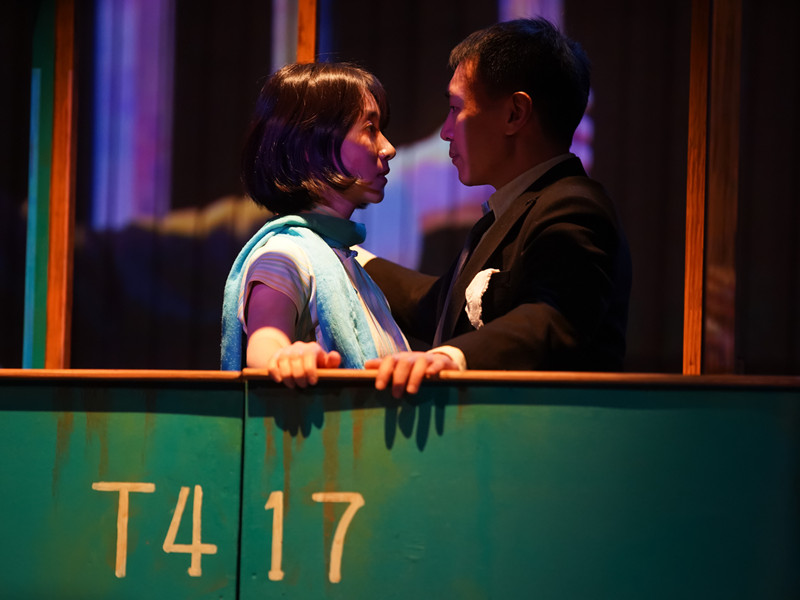 国家大剧院话剧《十字街头》致敬经典 看青年在人生十字路口何去何从