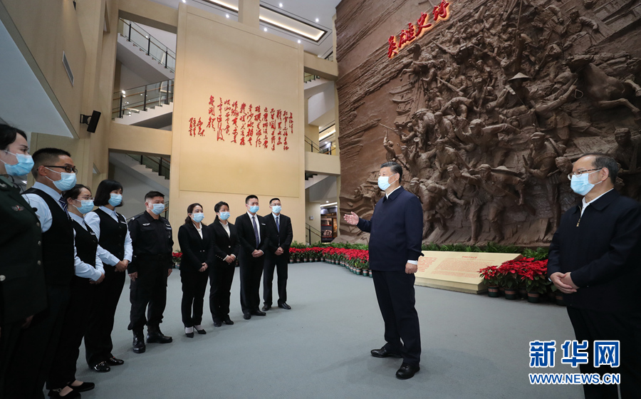 习近平：建设新时代中国特色社会主义壮美广西