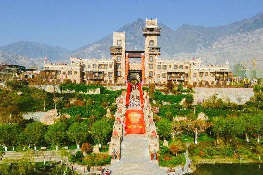 五一旅游推荐:四川茂县最受欢迎的网红打卡地