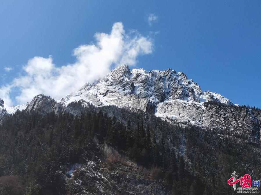 五一旅游推荐:网红打卡地九寨沟让人更喜爱