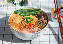 小生意大流量“臭味网红”螺蛳粉背后的百亿蓝海