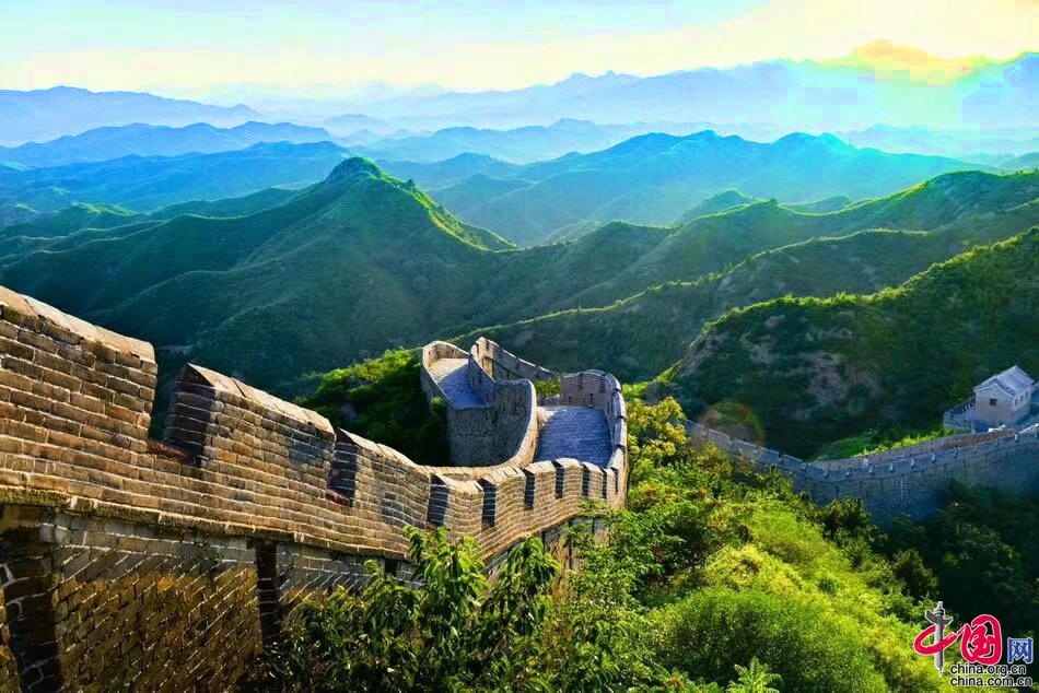 五一逃离人海赴最佳目的地 五月金山岭长城很美