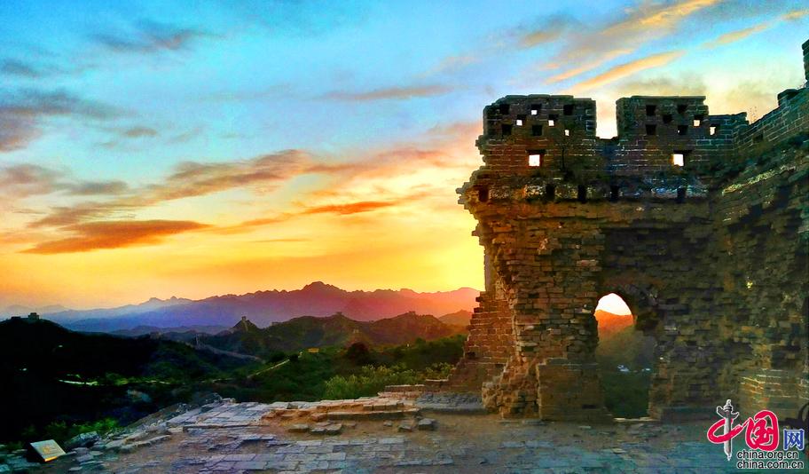 五一逃离人海赴最佳目的地 五月金山岭长城很美