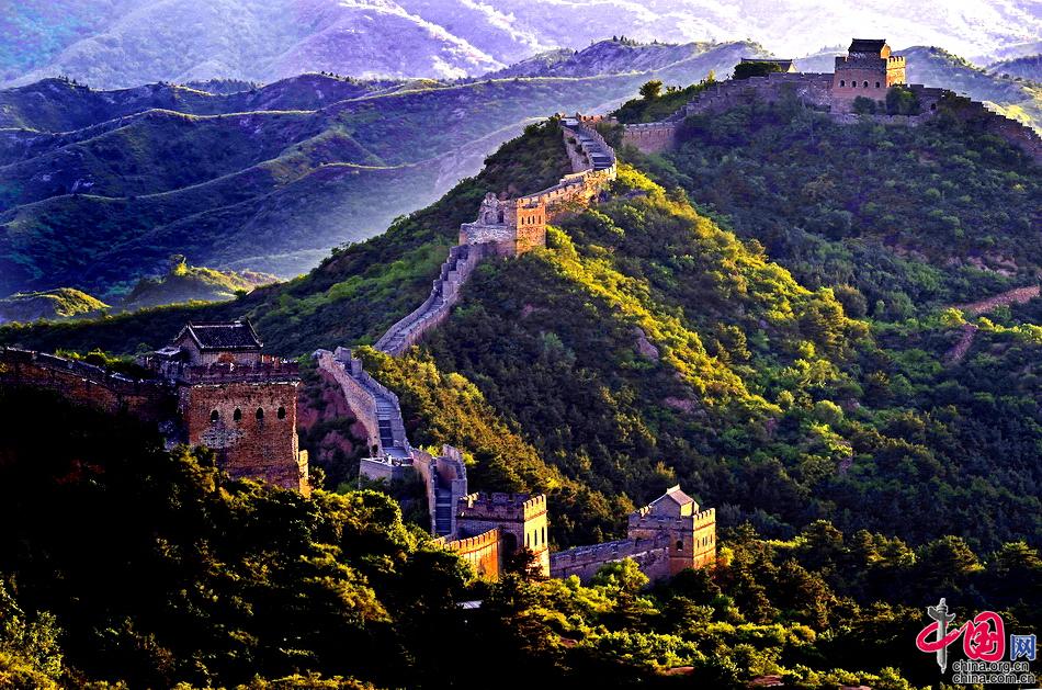 五一逃离人海赴最佳目的地 五月金山岭长城很美