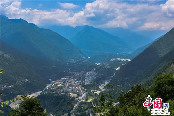 五一旅游推荐:来海螺沟 重走一次长征路线