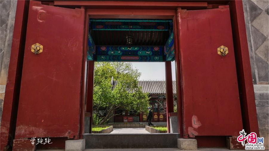 享太古幽静，拥满园春色——恭王府探秘集翠