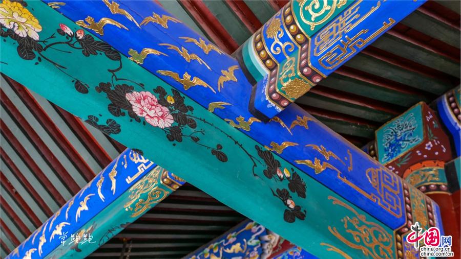 享太古幽静，拥满园春色——恭王府探秘集翠