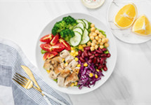 轻食消费越来越受青睐 今天你“吃草”了吗